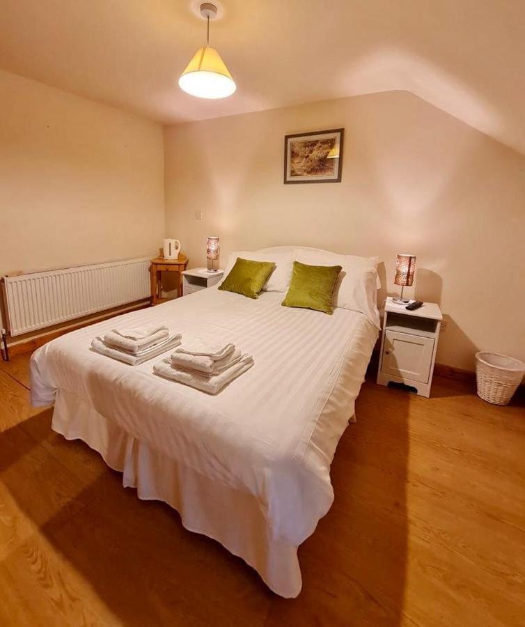 The Acres B&B Killala ภายนอก รูปภาพ